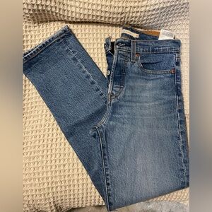 Levi’s Wedgie Straight Classic Blue Denim Jeans